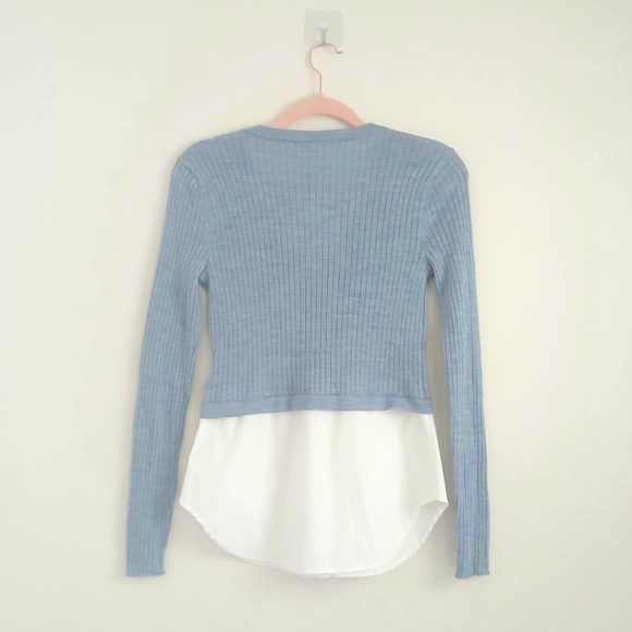 Veronica Beard Blue and White Layered V-Neck Blouse - Picture 2 of 4